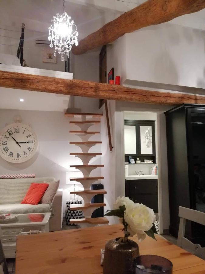Traverse Du Vieux Château Appartement *